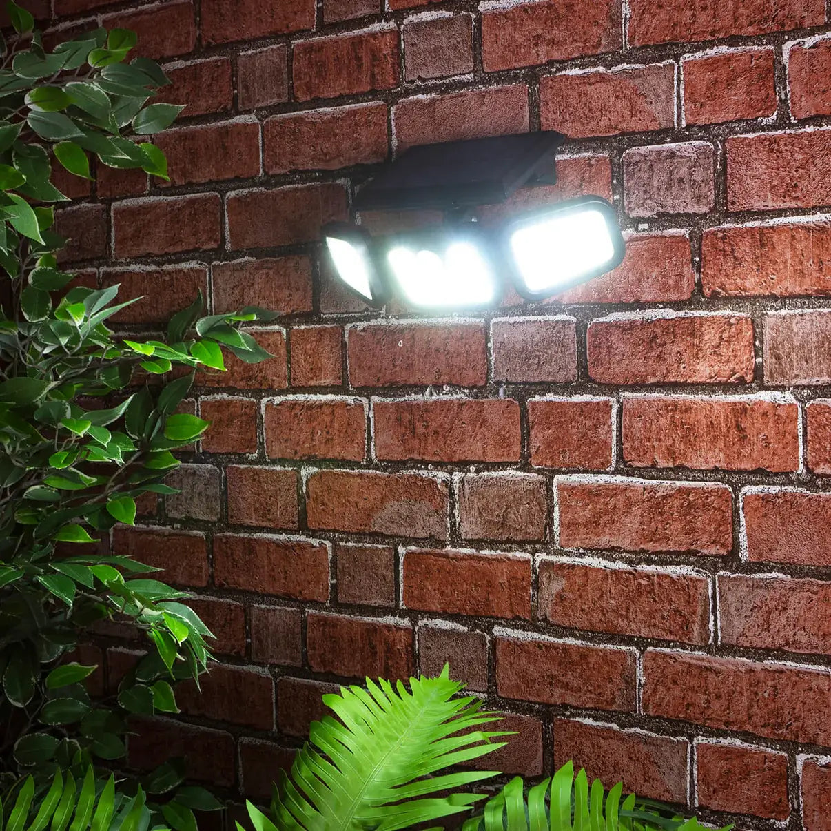 BriteLights™ LED Solar Motion Sensor Light